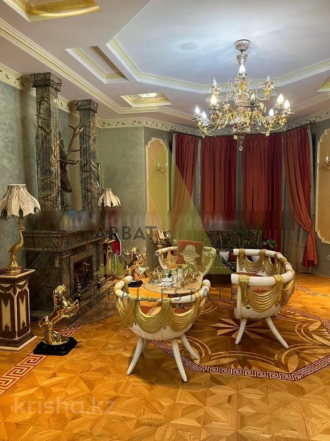 Фото Отдельный дом, 10 комн, 680м²