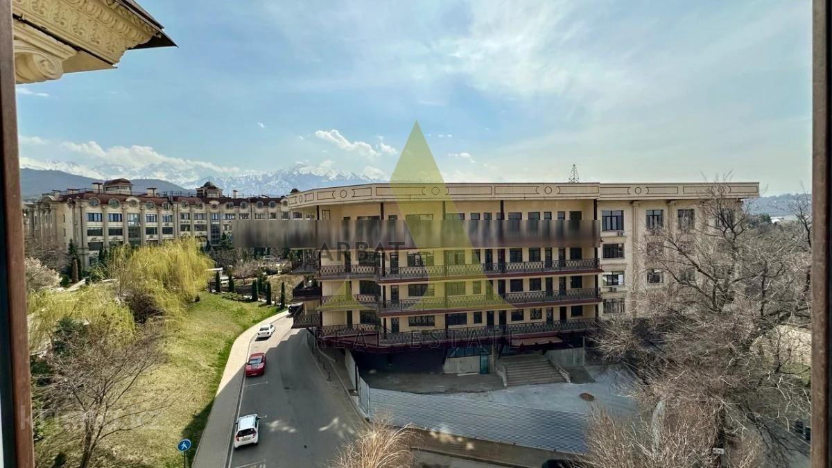 Фото Квартира, 4 комн, 192.8 м², 4/9 эт., 2010 г.п.