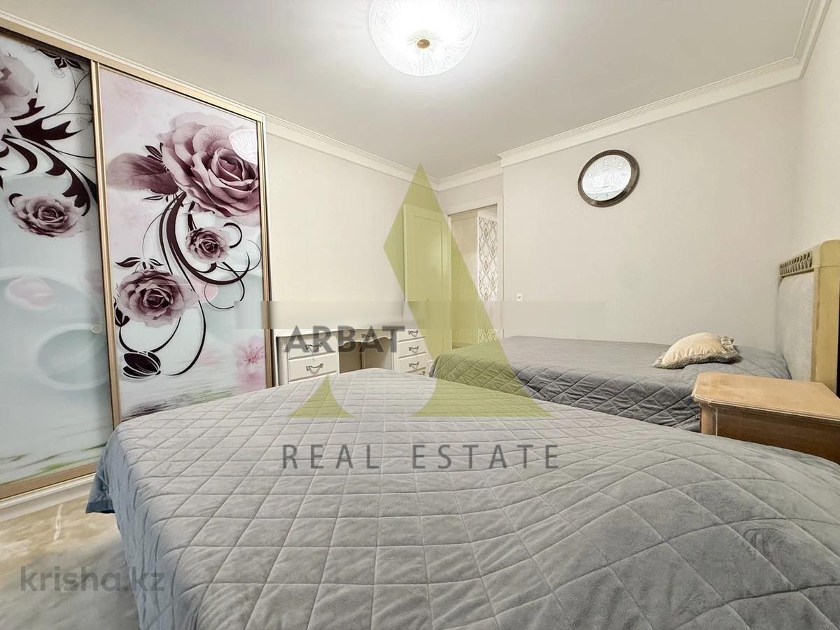 Фото Квартира, 5 комн, 190 м², 1/17 эт.