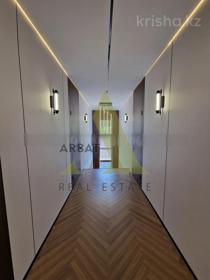 Фото Отдельный дом, 5 комн, 250м²