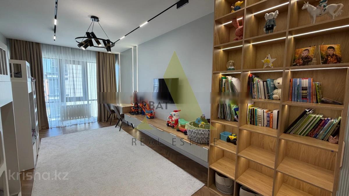 Фото Квартира, 4 комн, 236 м², 4/5 эт., 2022 г.п.