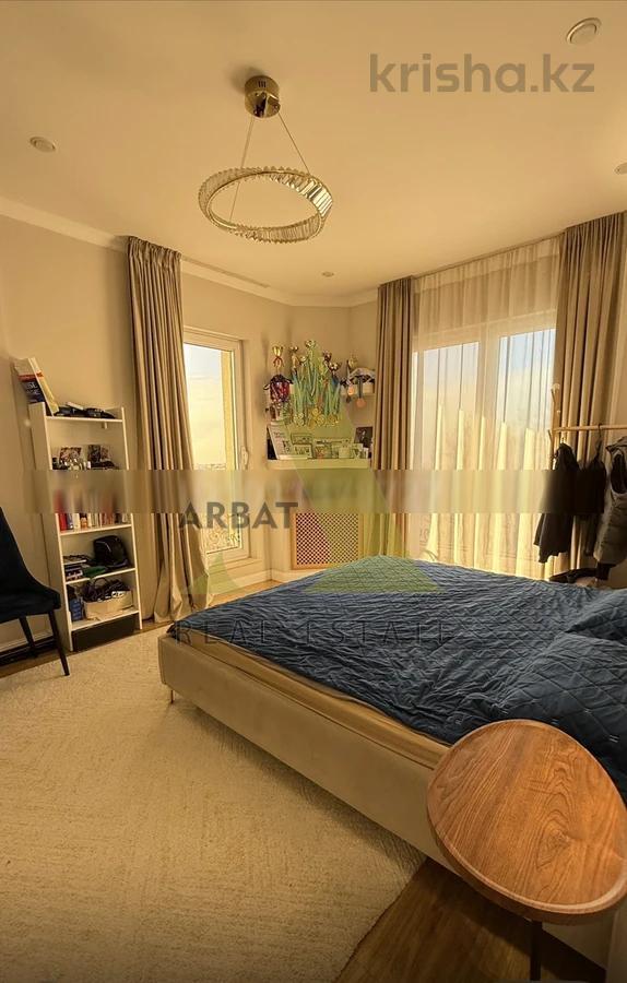 Фото Квартира, 4 комн, 160 м², 5/8 эт., 2010 г.п.
