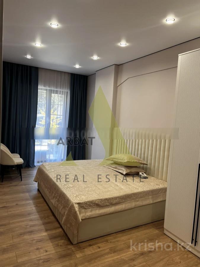 Фото Квартира, 5 комн, 227 м², 1/5 эт.