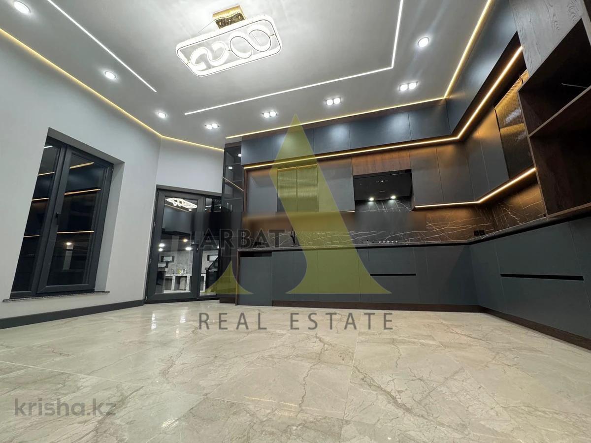 Фото Отдельный дом, 6 комн, 235м²