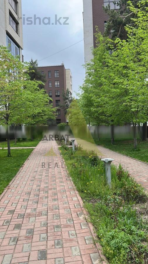 Фото Квартира, 4 комн, 150 м², 1/6 эт.