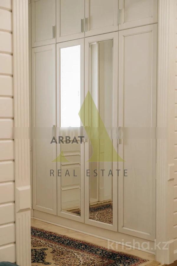 Фото Отдельный дом, 6 комн, 270м²