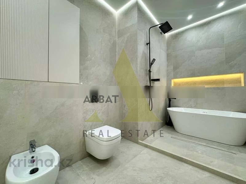 Фото Квартира, 3 комн, 123 м², 2/7 эт., 2016 г.п.