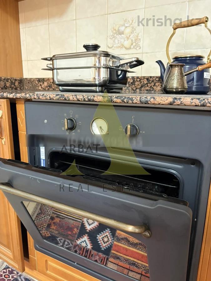 Фото Квартира, 4 комн, 140 м², 7/9 эт.