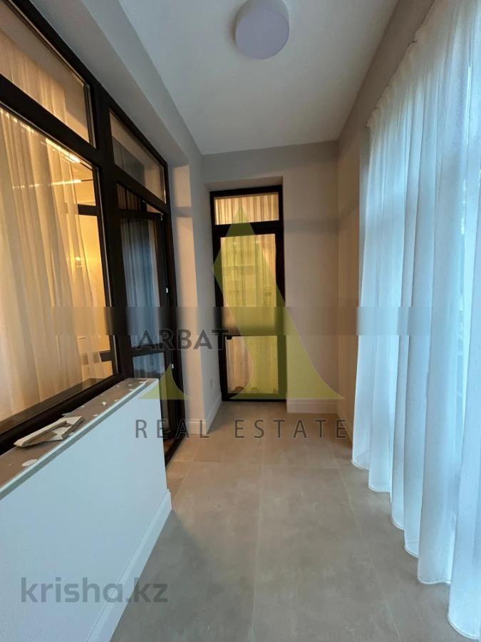 Фото Квартира, 4 комн, 150 м², 1/6 эт.