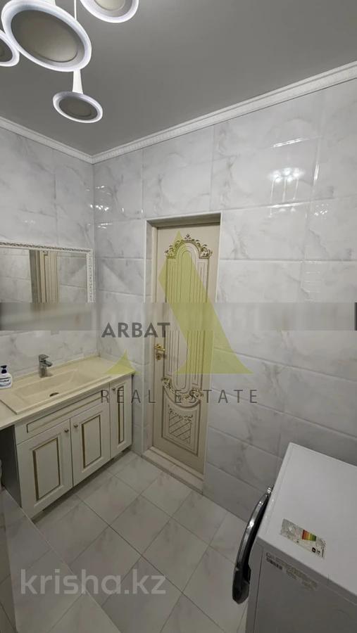 Фото Квартира, 3 комн, 110 м², 8/12 эт.