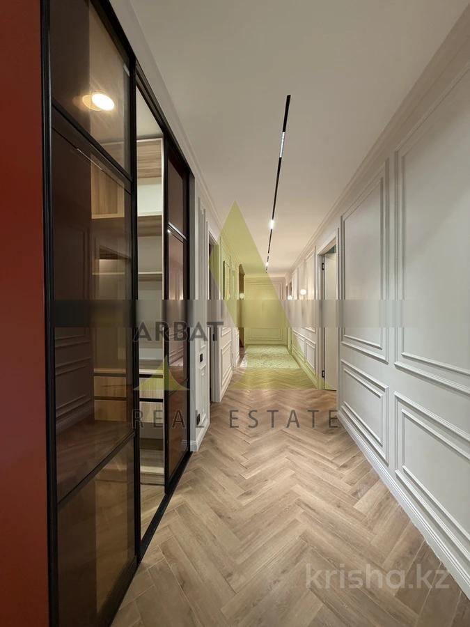 Фото Квартира, 6 комн, 380 м², 1/3 эт.
