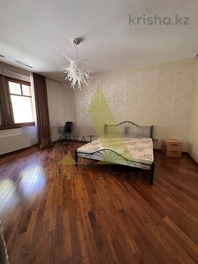 Фото Квартира, 4 комн, 216 м², 4/4 эт., 2009 г.п.