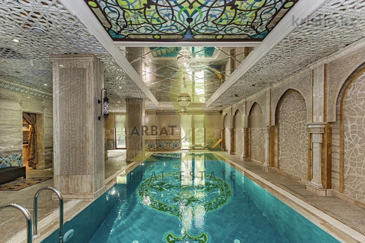 Фото Отдельный дом, 6 комн, 700м²