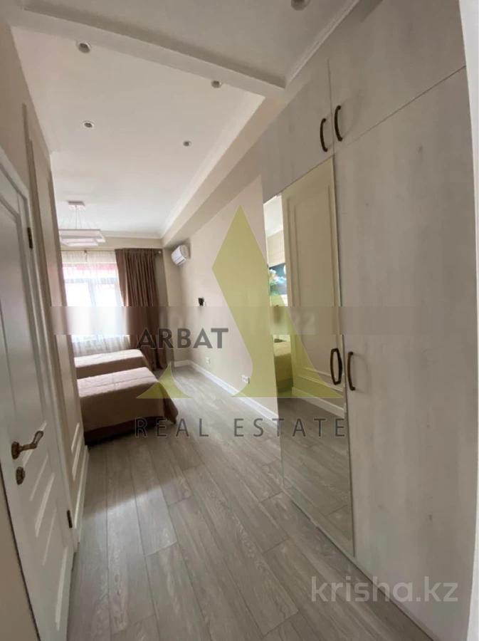 Фото Медцентры и аптеки, образование, 700 м²