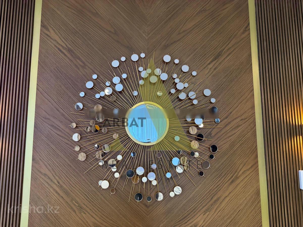 Фото Квартира, 3 комн, 165 м², 1/3 эт., 2019 г.п.