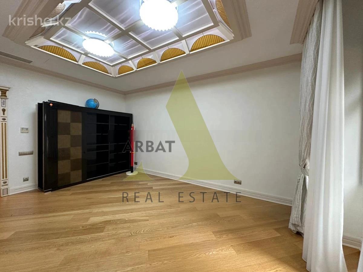 Фото Квартира, 5 комн, 450 м², 3/4 эт., 2009 г.п.