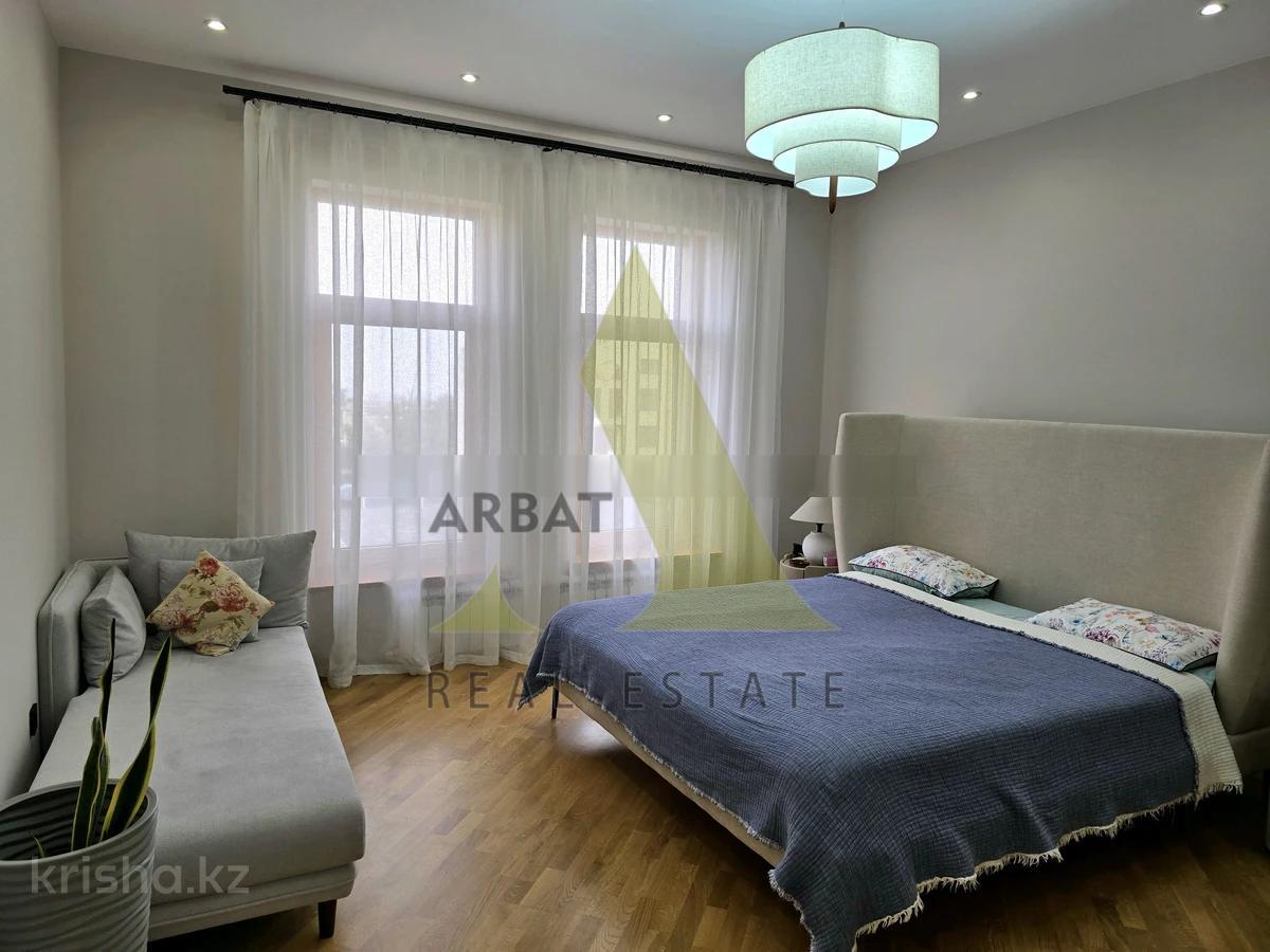 Фото Квартира, 4 комн, 160 м², 3/4 эт., 2006 г.п.