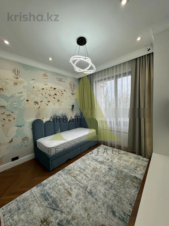 Фото Квартира, 3 комн, 145.3 м², 4/7 эт., 2017 г.п.