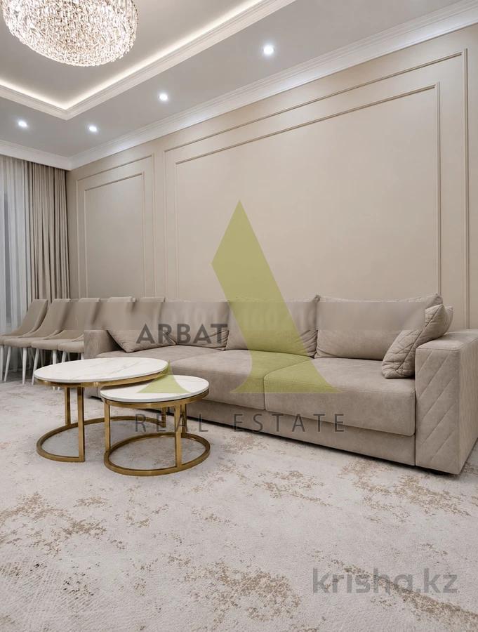 Фото Квартира, 3 комн, 110 м², 3/6 эт.