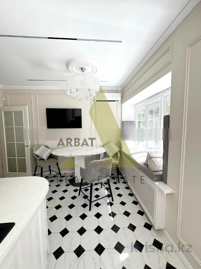 Фото Квартира, 3 комн, 138 м², 4/4 эт., 1978 г.п.