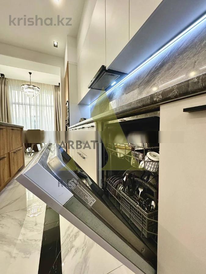 Фото Квартира, 4 комн, 210 м², 2/3 эт., 2020 г.п.
