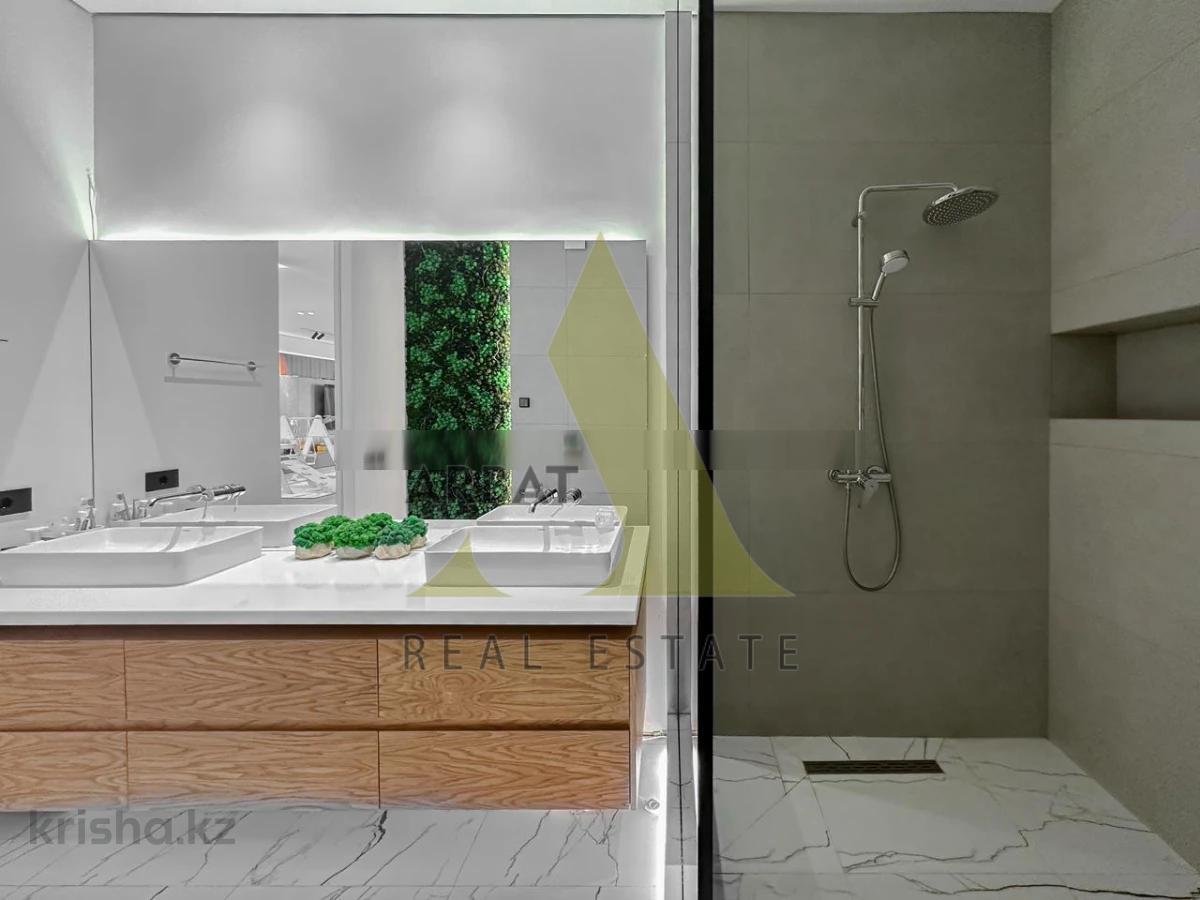 Фото Квартира, 5 комн, 320 м², 9/10 эт., 2017 г.п.