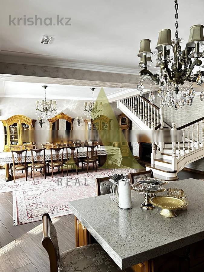Фото Квартира, 5 комн, 450 м², 3/5 эт., 2011 г.п.