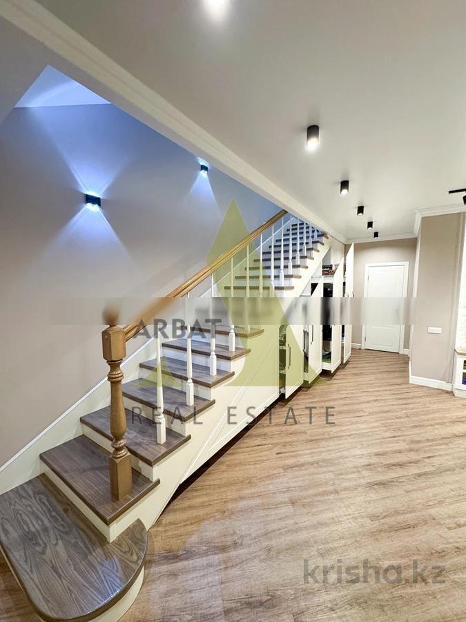 Фото Отдельный дом, 5 комн, 235м²