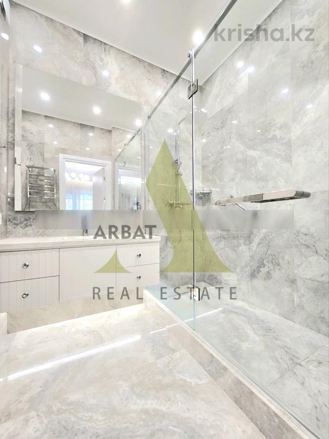 Фото Квартира, 4 комн, 170 м², 1/3 эт., 2022 г.п.