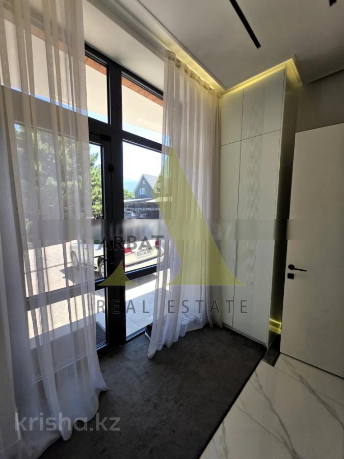 Фото Отдельный дом, 5 комн, 300м²
