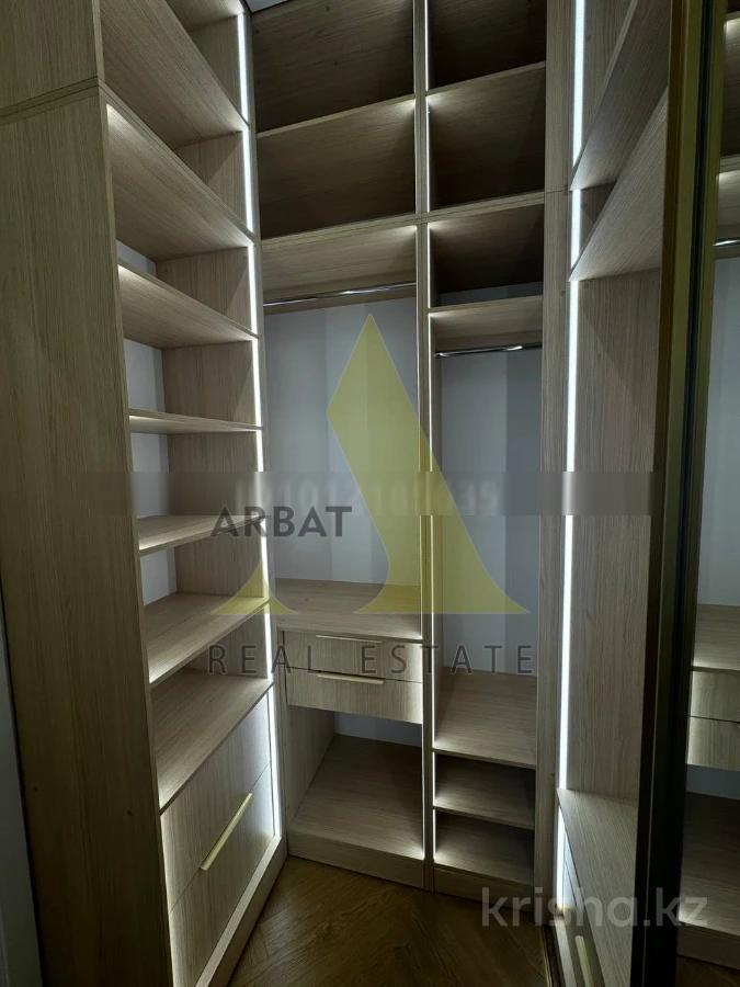 Фото Квартира, 4 комн, 160 м², 2/3 эт., 2023 г.п.