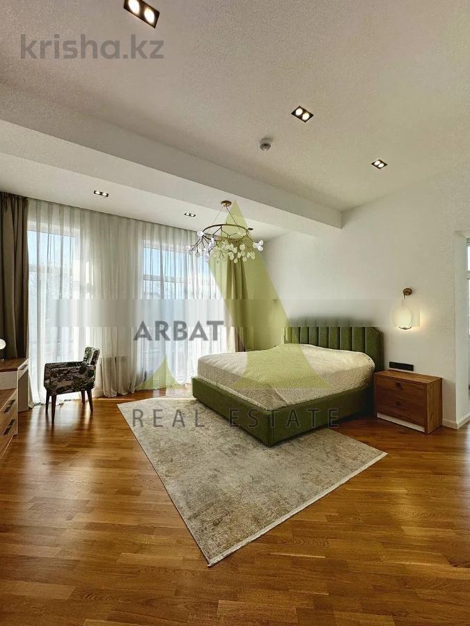 Фото Квартира, 4 комн, 210 м², 2/3 эт., 2020 г.п.