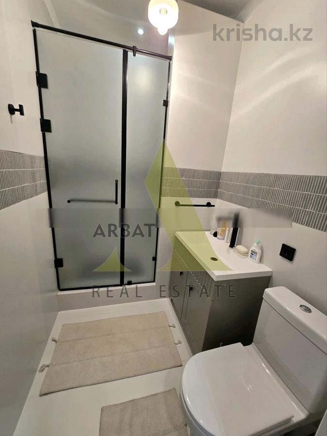 Фото Квартира, 4 комн, 160 м², 3/4 эт., 2006 г.п.