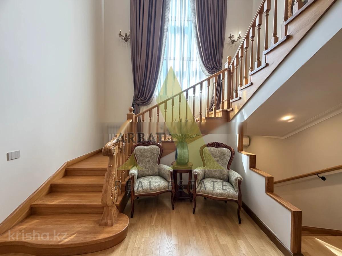 Фото Отдельный дом, 8 комн, 468м²
