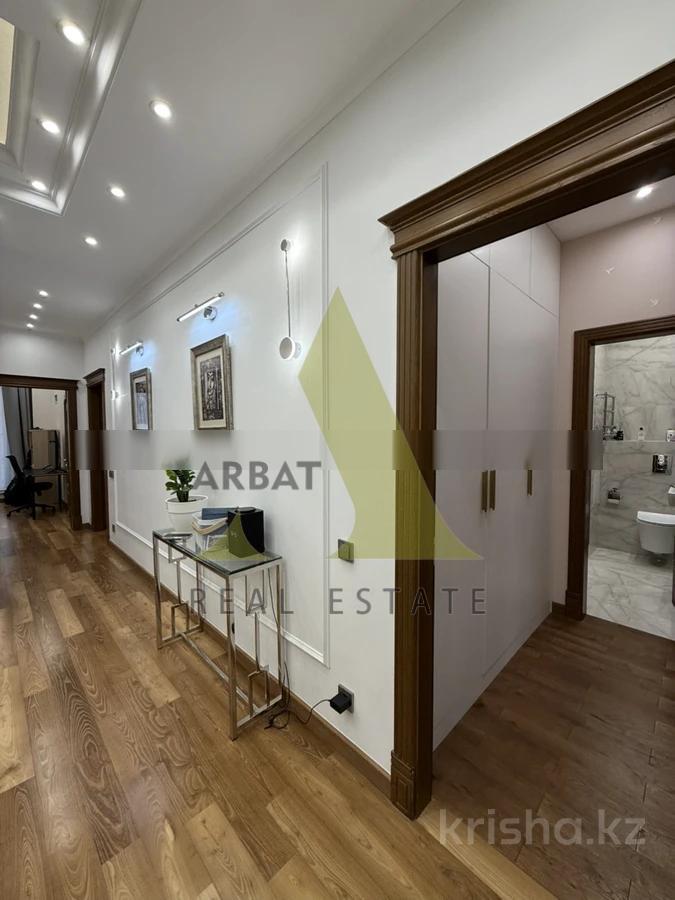 Фото Квартира, 4 комн, 158 м², 4/6 эт., 2007 г.п.
