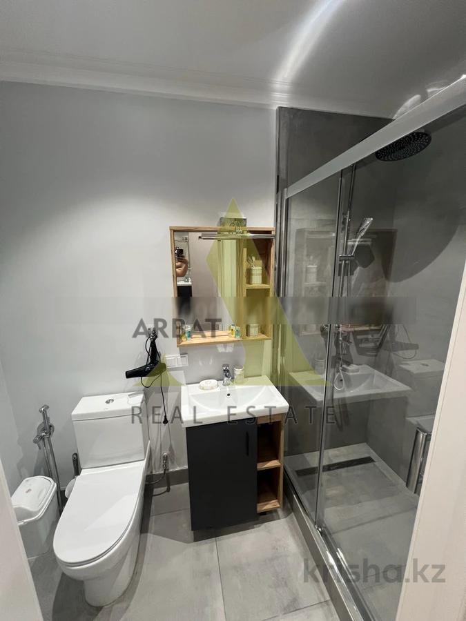 Фото Медцентры и аптеки, образование, 700 м²