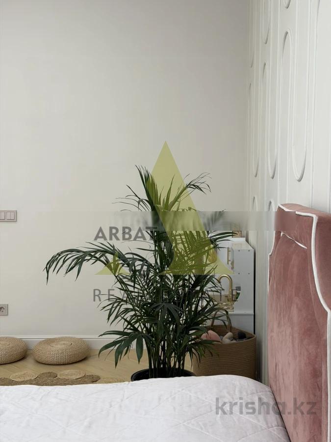 Фото Квартира, 5 комн, 210 м², 2/6 эт., 2013 г.п.