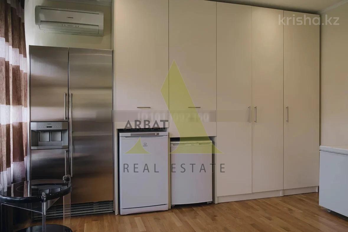 Фото Отдельный дом, 6 комн, 270м²