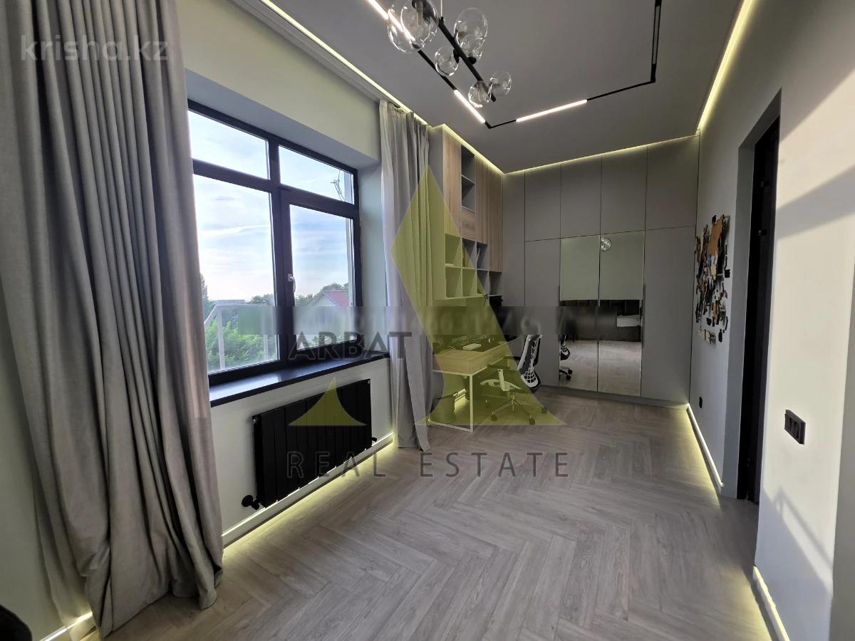 Фото Отдельный дом, 5 комн, 300м²
