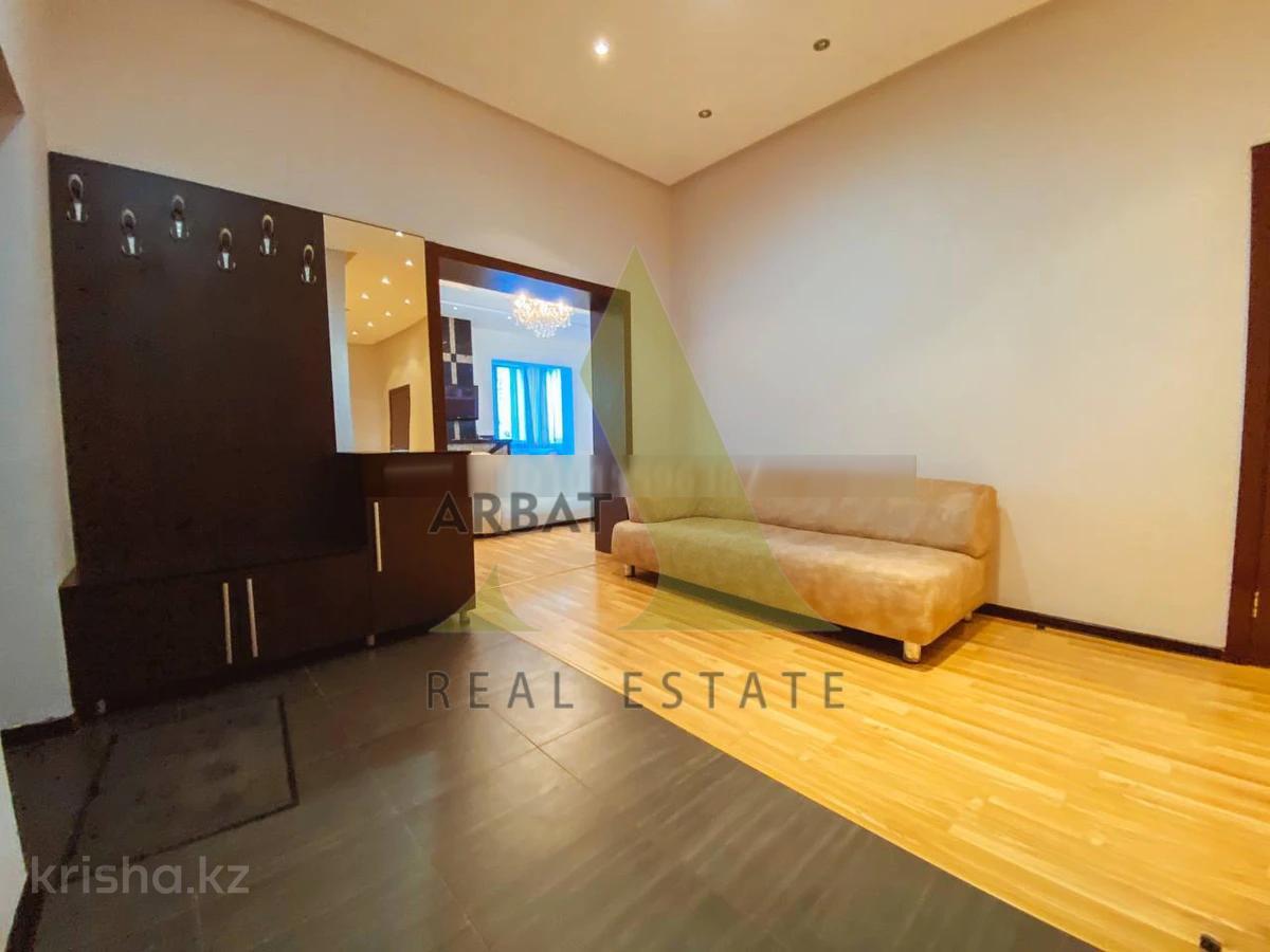 Фото Квартира, 4 комн, 200 м², 2/5 эт., 2010 г.п.