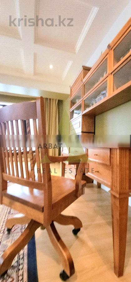 Фото Квартира, 5 комн, 364 м², 3/4 эт., 2011 г.п.