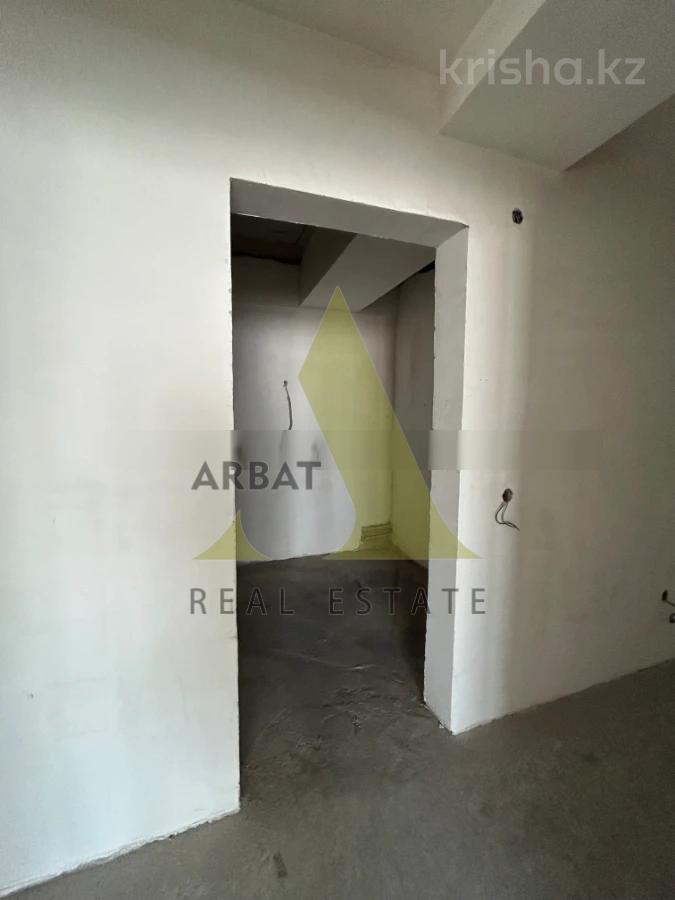 Фото Квартира, 3 комн, 125 м², 2/9 эт., 2012 г.п.