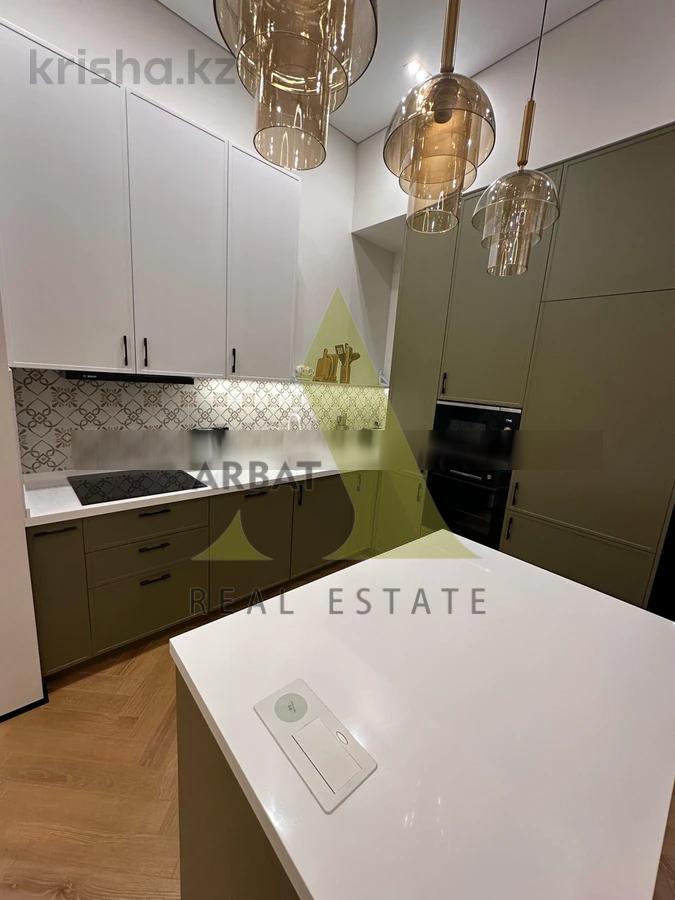 Фото Квартира, 3 комн, 100 м², 1/7 эт.