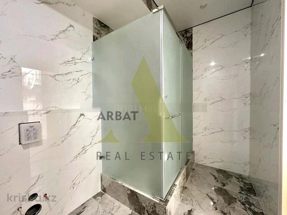 Фото Квартира, 4 комн, 200 м², 3/6 эт., 2013 г.п.