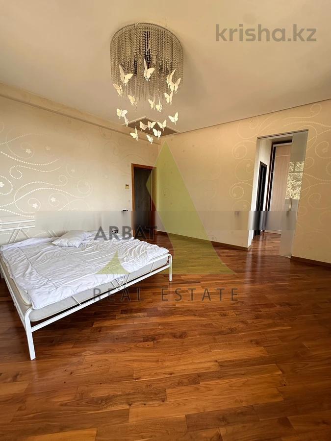 Фото Квартира, 4 комн, 216 м², 4/4 эт., 2009 г.п.