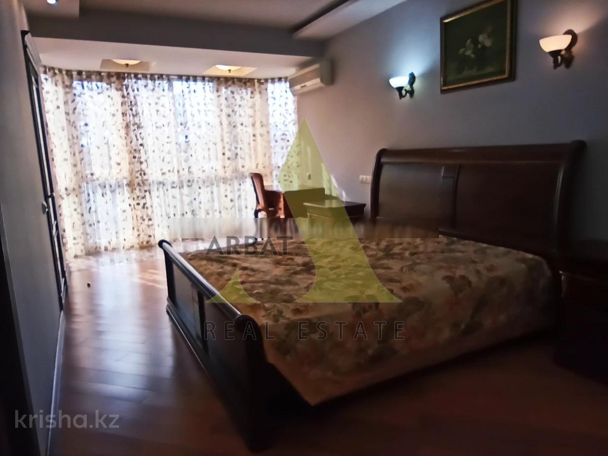 Фото Квартира, 5 комн, 175 м², 2/5 эт., 2005 г.п.