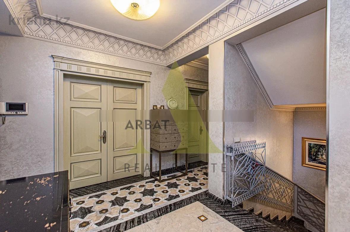 Фото Отдельный дом, 6 комн, 700м²