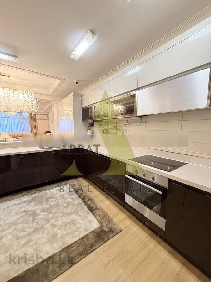 Фото Квартира, 5 комн, 190 м², 1/17 эт.