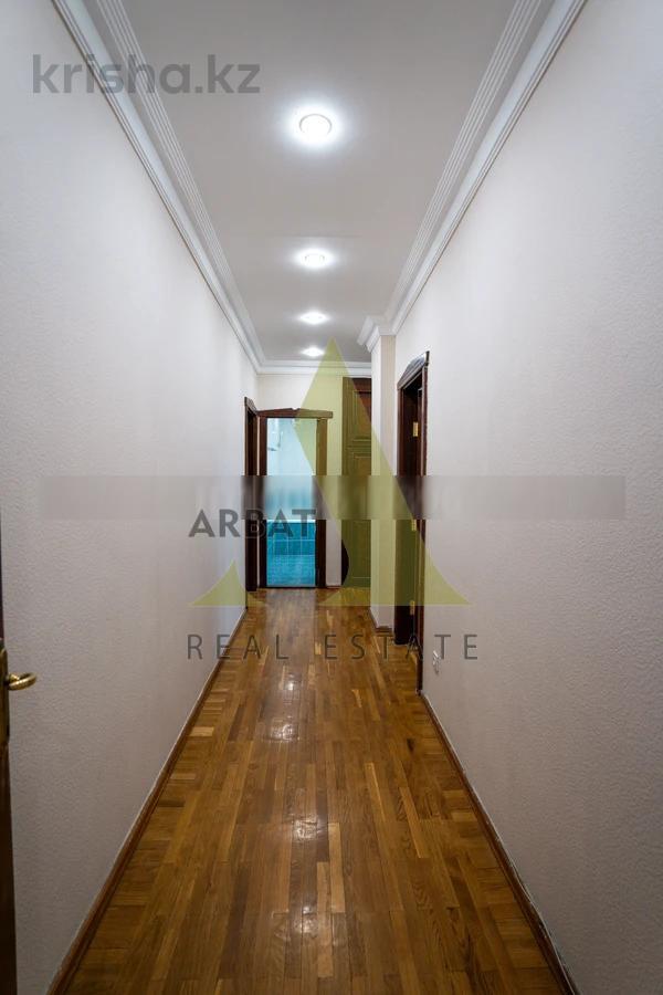 Фото Квартира, 5 комн, 226.2 м², 1/6 эт., 1996 г.п.