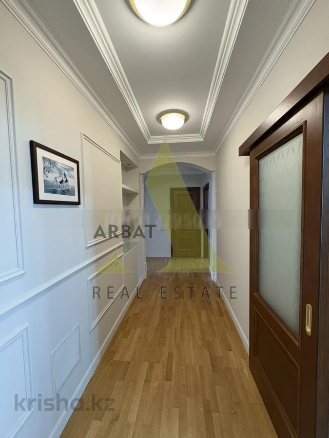 Фото Квартира, 4 комн, 140 м², 7/9 эт.